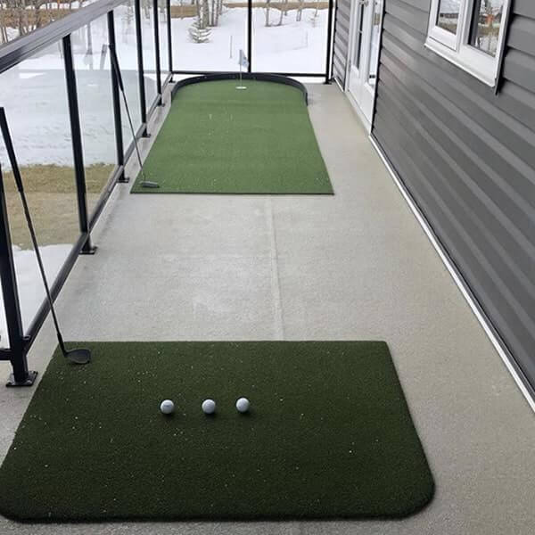 Big Moss Golf Commander Patio Series 4' x 15' 1 Cup Putting & Chipping Green Top View With Gap